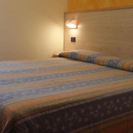 Hotel Mare Pesaro Quarto foto
